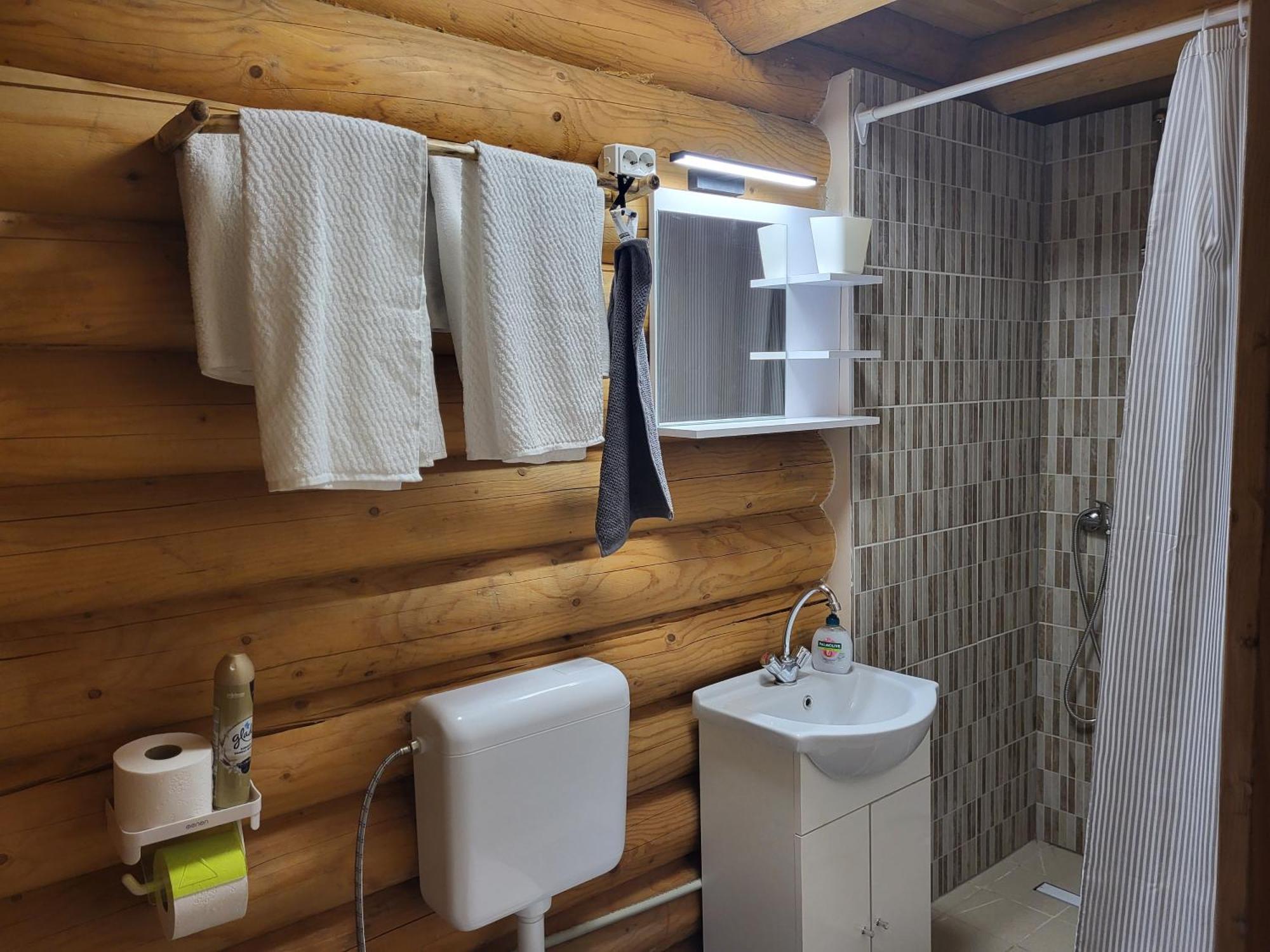 Woodhouse Apartman Eger Kültér fotó